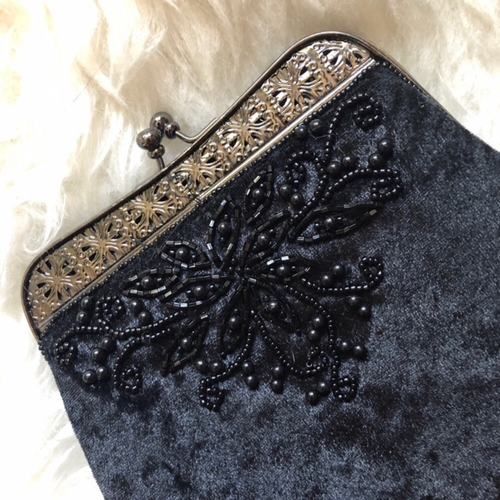 Beaded Velvet Vintage Look Purse